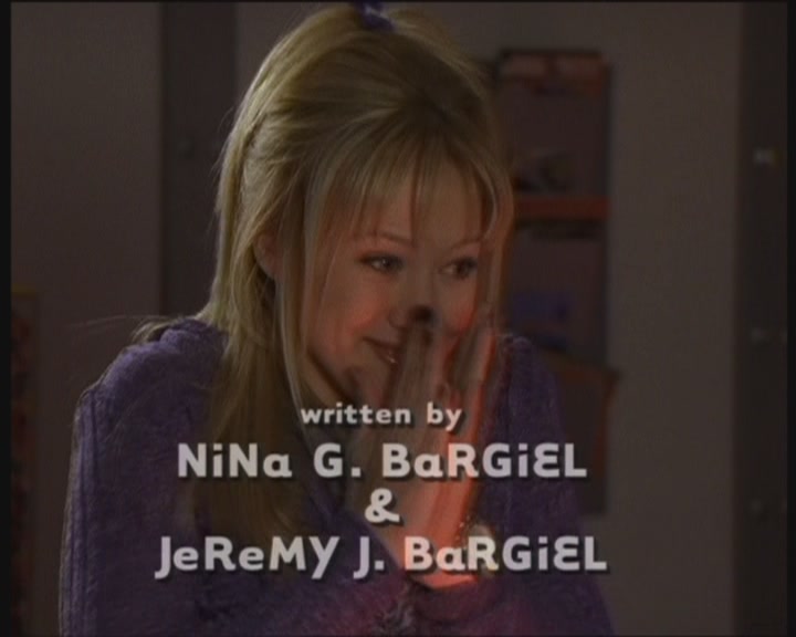 DailyDuff-dot-org_LizzieMcGuire-WorkingGirl0186.jpg
