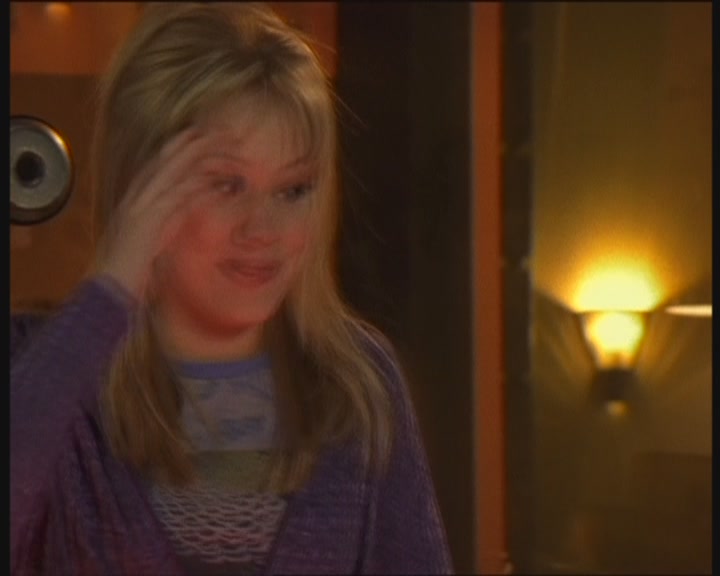 DailyDuff-dot-org_LizzieMcGuire-WorkingGirl0197.jpg