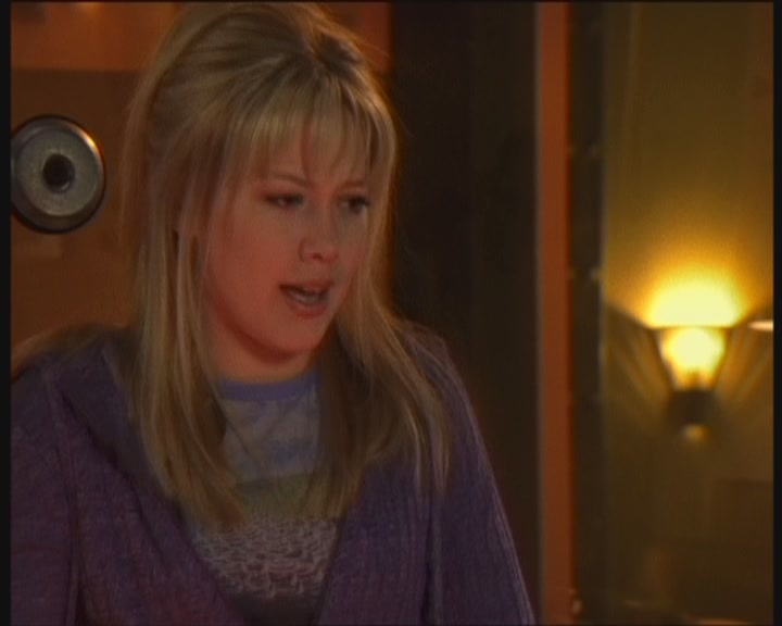 DailyDuff-dot-org_LizzieMcGuire-WorkingGirl0201.jpg