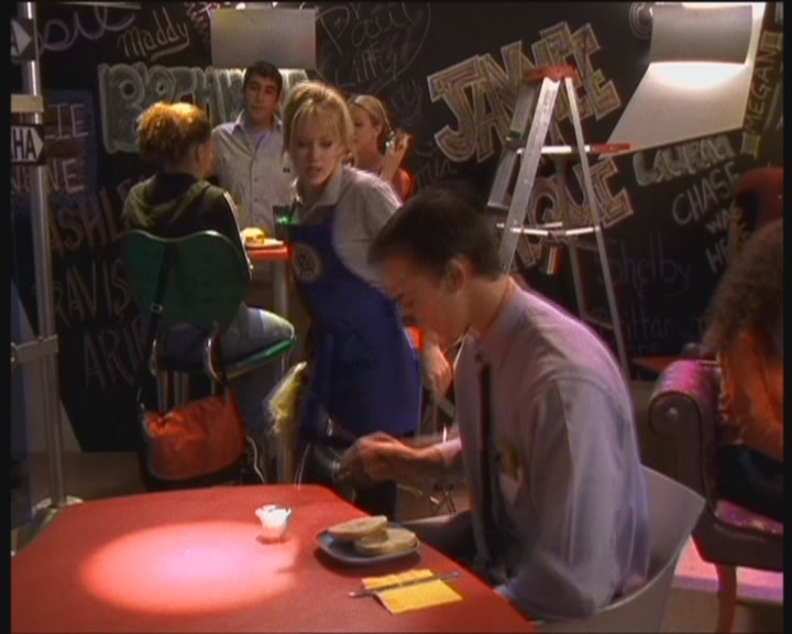 DailyDuff-dot-org_LizzieMcGuire-WorkingGirl0896.jpg