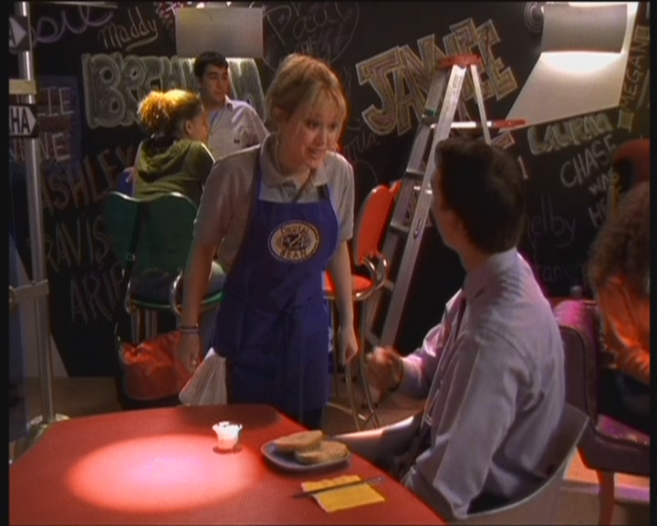 DailyDuff-dot-org_LizzieMcGuire-WorkingGirl0903.jpg