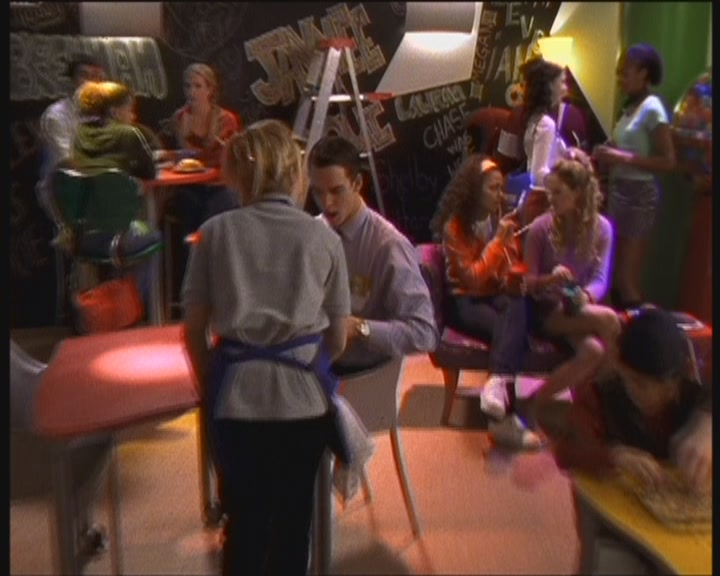 DailyDuff-dot-org_LizzieMcGuire-WorkingGirl0954.jpg