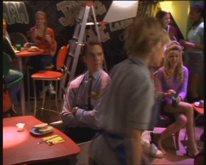 DailyDuff-dot-org_LizzieMcGuire-WorkingGirl0961.jpg