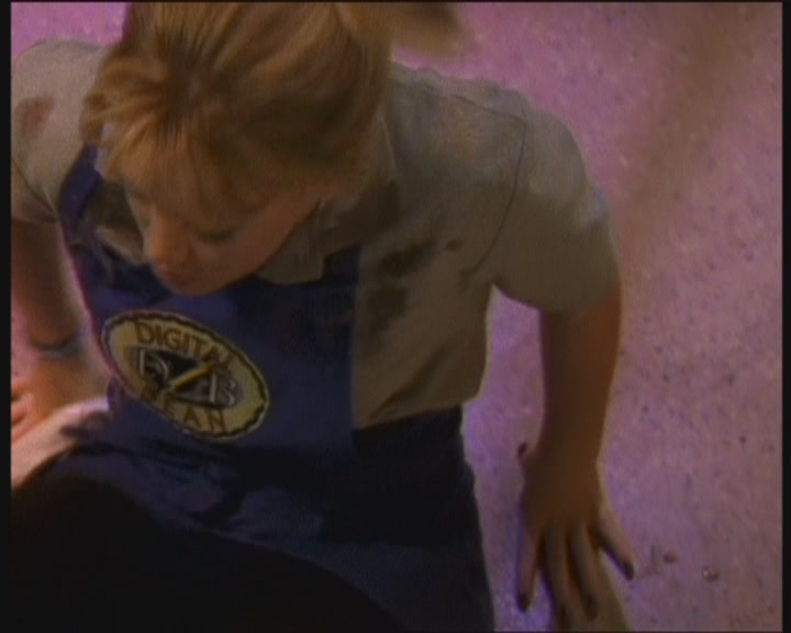 DailyDuff-dot-org_LizzieMcGuire-WorkingGirl0987.jpg