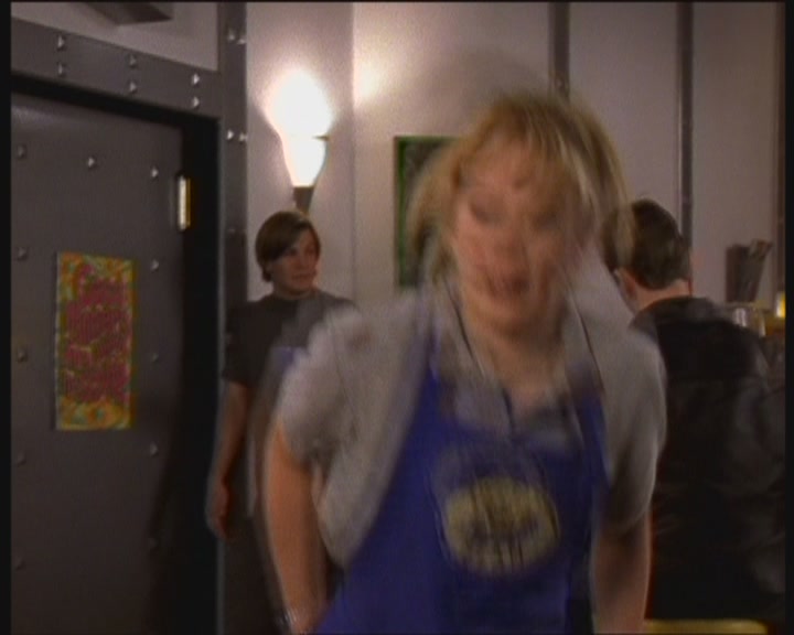 DailyDuff-dot-org_LizzieMcGuire-WorkingGirl0992.jpg