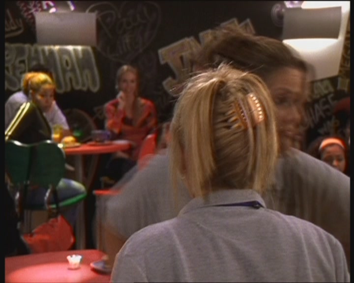 DailyDuff-dot-org_LizzieMcGuire-WorkingGirl1051.jpg