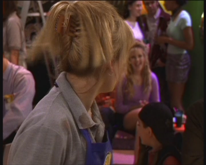 DailyDuff-dot-org_LizzieMcGuire-WorkingGirl1055.jpg