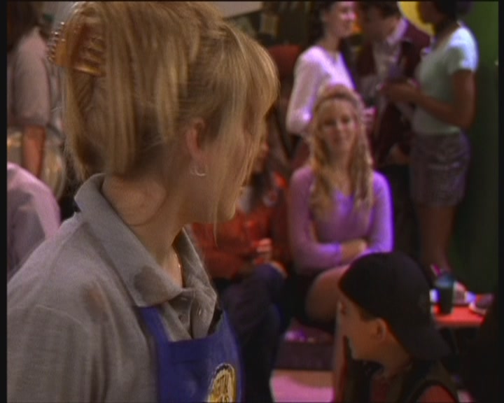 DailyDuff-dot-org_LizzieMcGuire-WorkingGirl1056.jpg