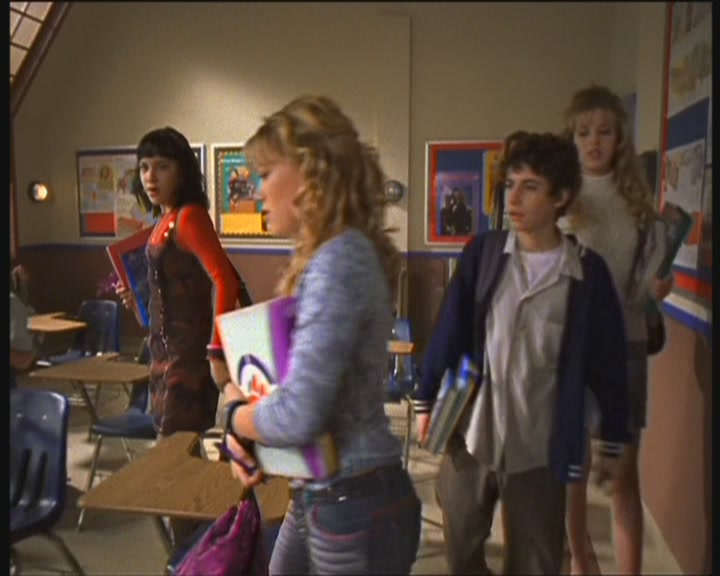 DailyDuff-dot-org_LizzieMcGuire-AndTheWinnerIs0005.jpg