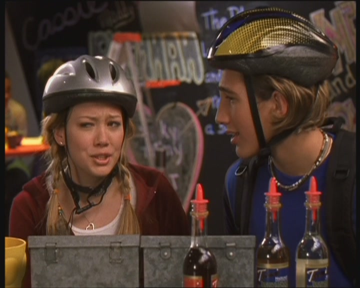 DailyDuff-dot-org_LizzieMcGuire-AndTheWinnerIs0546.jpg