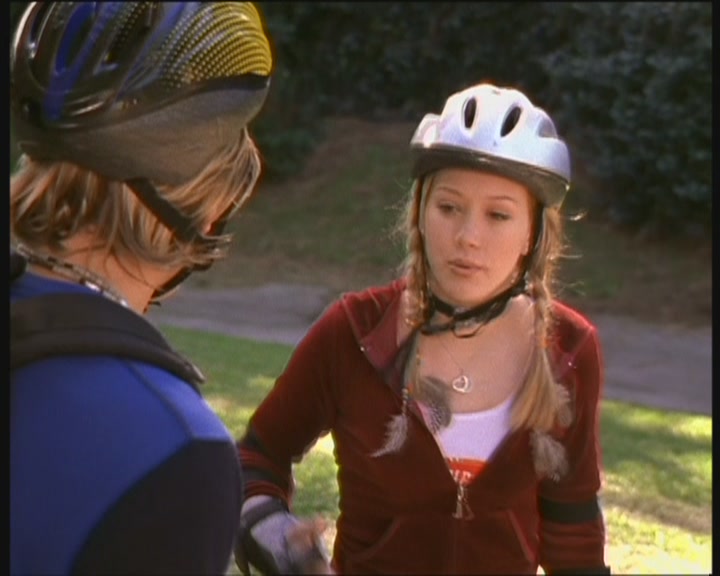DailyDuff-dot-org_LizzieMcGuire-AndTheWinnerIs1082.jpg