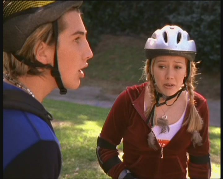 DailyDuff-dot-org_LizzieMcGuire-AndTheWinnerIs1083.jpg