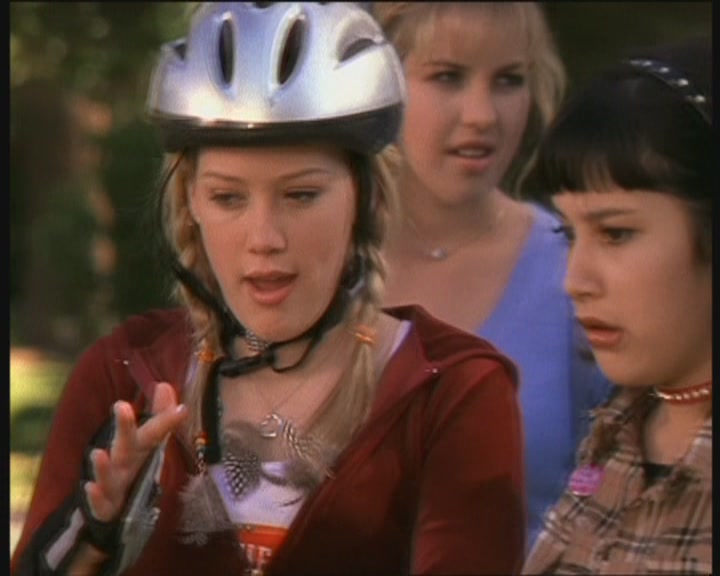 DailyDuff-dot-org_LizzieMcGuire-AndTheWinnerIs1202.jpg DailyDuff-dot-org_LizzieMcGuire-AndTheWinnerIs1202.jpg
