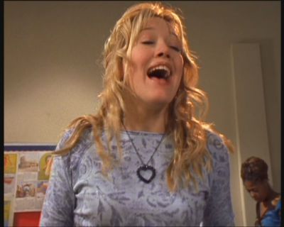 DailyDuff-dot-org_LizzieMcGuire-AndTheWinnerIs0170.jpg