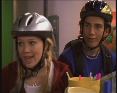 DailyDuff-dot-org_LizzieMcGuire-AndTheWinnerIs0572.jpg