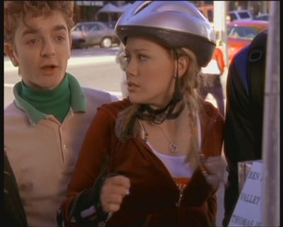 DailyDuff-dot-org_LizzieMcGuire-AndTheWinnerIs0911.jpg