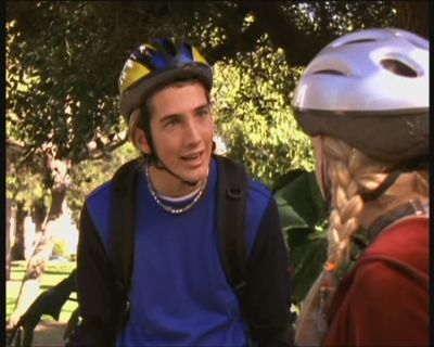 DailyDuff-dot-org_LizzieMcGuire-AndTheWinnerIs1092.jpg