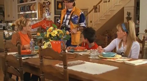 DailyDuff-dot-org_LizzieMcGuire-2x07TheLongestYard0025.jpg DailyDuff-dot-org_LizzieMcGuire-2x07TheLongestYard0025.jpg