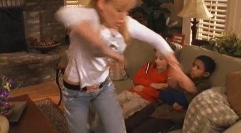 DailyDuff-dot-org_LizzieMcGuire-2x07TheLongestYard0176.jpg DailyDuff-dot-org_LizzieMcGuire-2x07TheLongestYard0176.jpg