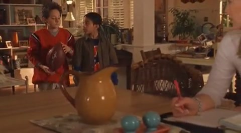 DailyDuff-dot-org_LizzieMcGuire-2x07TheLongestYard0217.jpg DailyDuff-dot-org_LizzieMcGuire-2x07TheLongestYard0217.jpg