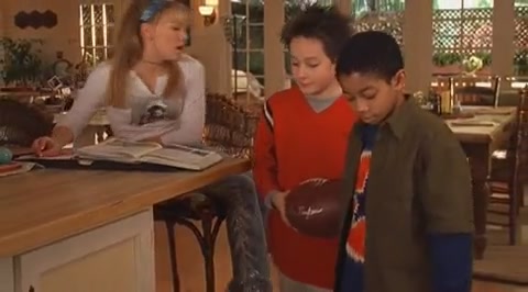 DailyDuff-dot-org_LizzieMcGuire-2x07TheLongestYard0221.jpg DailyDuff-dot-org_LizzieMcGuire-2x07TheLongestYard0221.jpg