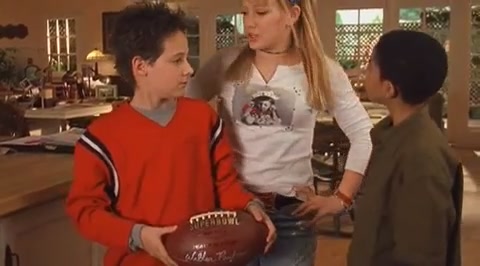 DailyDuff-dot-org_LizzieMcGuire-2x07TheLongestYard0223.jpg DailyDuff-dot-org_LizzieMcGuire-2x07TheLongestYard0223.jpg