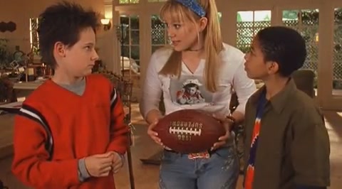 DailyDuff-dot-org_LizzieMcGuire-2x07TheLongestYard0235.jpg DailyDuff-dot-org_LizzieMcGuire-2x07TheLongestYard0235.jpg