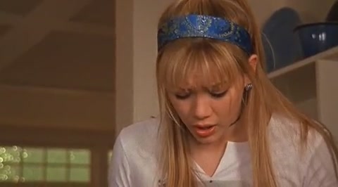 DailyDuff-dot-org_LizzieMcGuire-2x07TheLongestYard0291.jpg DailyDuff-dot-org_LizzieMcGuire-2x07TheLongestYard0291.jpg