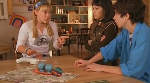 DailyDuff-dot-org_LizzieMcGuire-2x07TheLongestYard0466.jpg DailyDuff-dot-org_LizzieMcGuire-2x07TheLongestYard0466.jpg