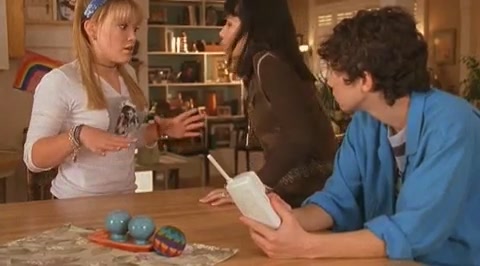 DailyDuff-dot-org_LizzieMcGuire-2x07TheLongestYard0491.jpg DailyDuff-dot-org_LizzieMcGuire-2x07TheLongestYard0491.jpg