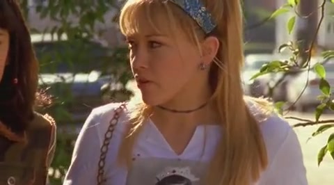 DailyDuff-dot-org_LizzieMcGuire-2x07TheLongestYard0652.jpg DailyDuff-dot-org_LizzieMcGuire-2x07TheLongestYard0652.jpg