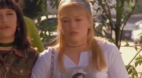 DailyDuff-dot-org_LizzieMcGuire-2x07TheLongestYard0666.jpg DailyDuff-dot-org_LizzieMcGuire-2x07TheLongestYard0666.jpg