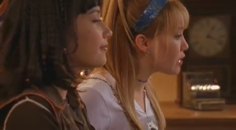 DailyDuff-dot-org_LizzieMcGuire-2x07TheLongestYard0852.jpg DailyDuff-dot-org_LizzieMcGuire-2x07TheLongestYard0852.jpg