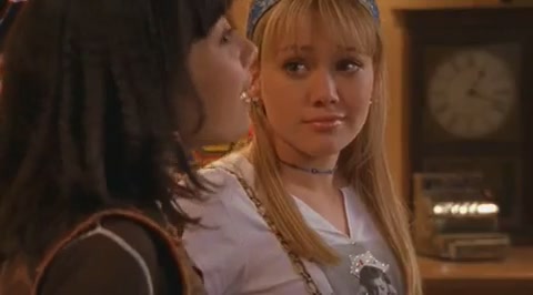 DailyDuff-dot-org_LizzieMcGuire-2x07TheLongestYard0862.jpg DailyDuff-dot-org_LizzieMcGuire-2x07TheLongestYard0862.jpg