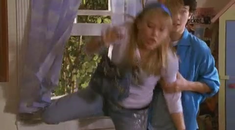 DailyDuff-dot-org_LizzieMcGuire-2x07TheLongestYard0977.jpg DailyDuff-dot-org_LizzieMcGuire-2x07TheLongestYard0977.jpg