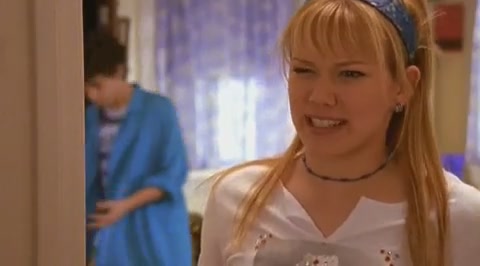 DailyDuff-dot-org_LizzieMcGuire-2x07TheLongestYard1009.jpg DailyDuff-dot-org_LizzieMcGuire-2x07TheLongestYard1009.jpg