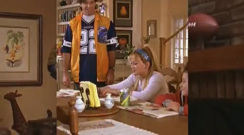 DailyDuff-dot-org_LizzieMcGuire-2x07TheLongestYard1028.jpg DailyDuff-dot-org_LizzieMcGuire-2x07TheLongestYard1028.jpg
