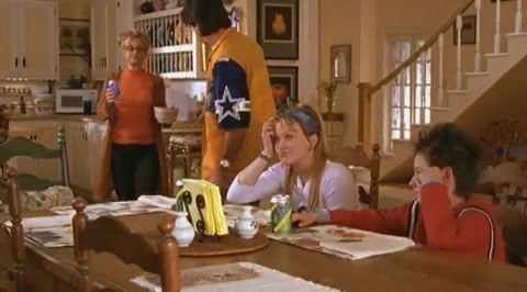 DailyDuff-dot-org_LizzieMcGuire-2x07TheLongestYard1036.jpg DailyDuff-dot-org_LizzieMcGuire-2x07TheLongestYard1036.jpg