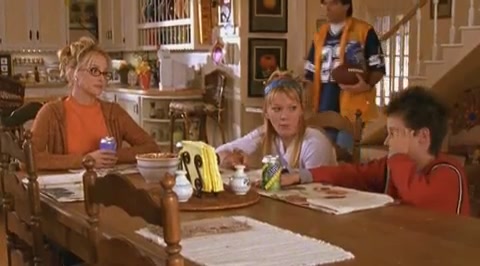 DailyDuff-dot-org_LizzieMcGuire-2x07TheLongestYard1057.jpg DailyDuff-dot-org_LizzieMcGuire-2x07TheLongestYard1057.jpg