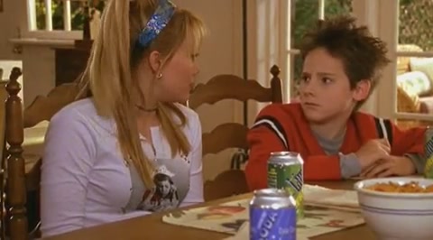 DailyDuff-dot-org_LizzieMcGuire-2x07TheLongestYard1092.jpg DailyDuff-dot-org_LizzieMcGuire-2x07TheLongestYard1092.jpg