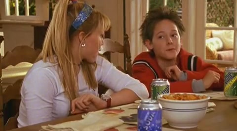 DailyDuff-dot-org_LizzieMcGuire-2x07TheLongestYard1120.jpg DailyDuff-dot-org_LizzieMcGuire-2x07TheLongestYard1120.jpg