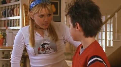 DailyDuff-dot-org_LizzieMcGuire-2x07TheLongestYard1163.jpg DailyDuff-dot-org_LizzieMcGuire-2x07TheLongestYard1163.jpg