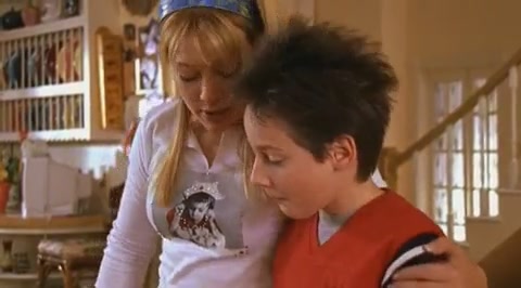 DailyDuff-dot-org_LizzieMcGuire-2x07TheLongestYard1166.jpg DailyDuff-dot-org_LizzieMcGuire-2x07TheLongestYard1166.jpg
