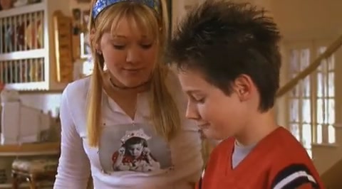 DailyDuff-dot-org_LizzieMcGuire-2x07TheLongestYard1171.jpg DailyDuff-dot-org_LizzieMcGuire-2x07TheLongestYard1171.jpg