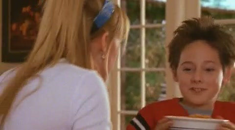 DailyDuff-dot-org_LizzieMcGuire-2x07TheLongestYard1173.jpg DailyDuff-dot-org_LizzieMcGuire-2x07TheLongestYard1173.jpg