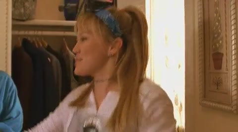 DailyDuff-dot-org_LizzieMcGuire-2x07TheLongestYard1198.jpg DailyDuff-dot-org_LizzieMcGuire-2x07TheLongestYard1198.jpg