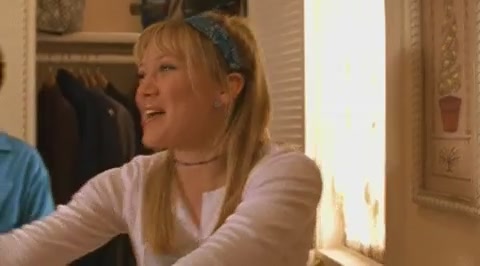 DailyDuff-dot-org_LizzieMcGuire-2x07TheLongestYard1200.jpg DailyDuff-dot-org_LizzieMcGuire-2x07TheLongestYard1200.jpg