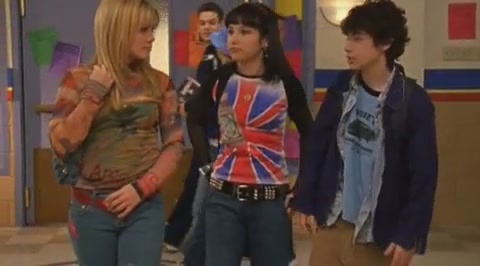 DailyDuff-dot-org_LizzieMcGuire-2x08JustFriends0058.jpg DailyDuff-dot-org_LizzieMcGuire-2x08JustFriends0058.jpg