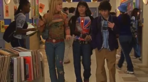 DailyDuff-dot-org_LizzieMcGuire-2x08JustFriends0071.jpg DailyDuff-dot-org_LizzieMcGuire-2x08JustFriends0071.jpg