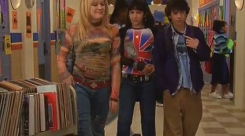 DailyDuff-dot-org_LizzieMcGuire-2x08JustFriends0072.jpg DailyDuff-dot-org_LizzieMcGuire-2x08JustFriends0072.jpg